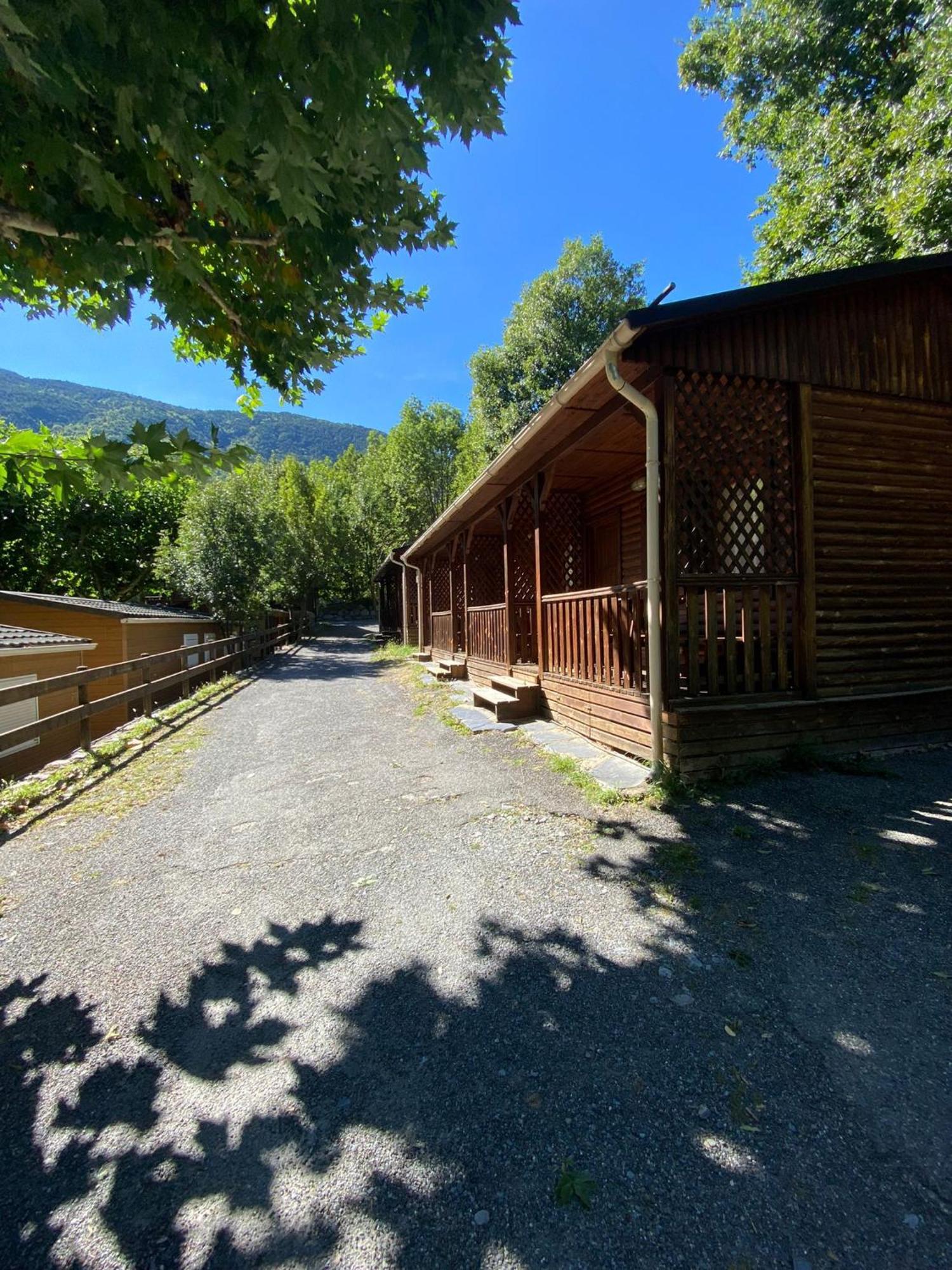 Camping Bungalows La Borda Del Pubill Ribera de Cardós Eksteriør bilde